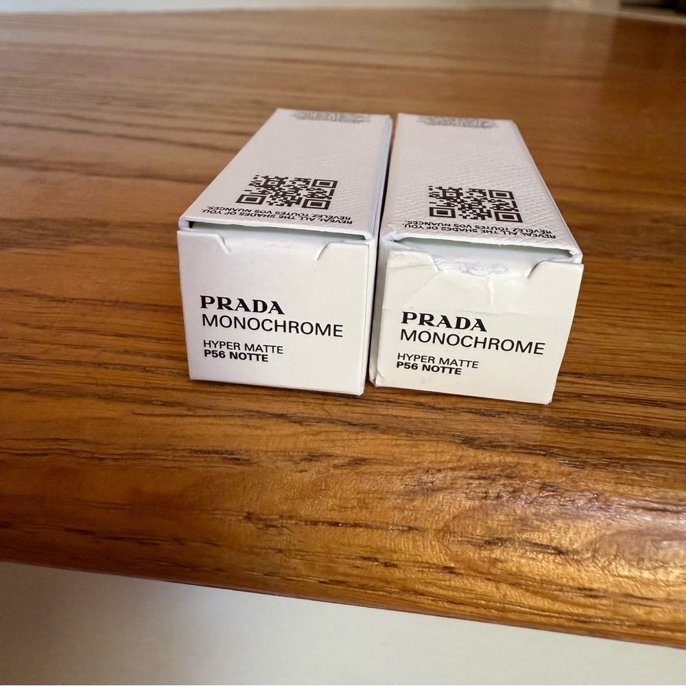 Prada Mini Lipsticks MONOCHROME HYPER MATTE P56 NOTTE, Quantity: 2 - Picture 4 of 8